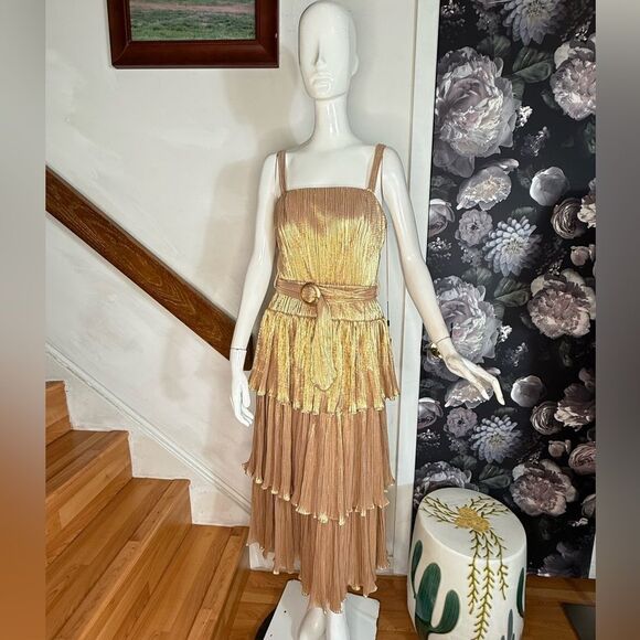 MAC DUGGAL IEENA Ruffle Tiered Buckle Detail Dress/ size 2 - Picture 5 of 9